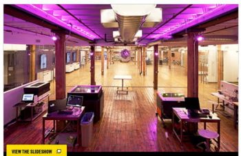 Quirky新オフィスがニューヨークにオープン！　インテリアはCEOのBenが一年をかけハイスクールの廃材を集めたというこだわりで、新オフィスにも注目が集まっています。