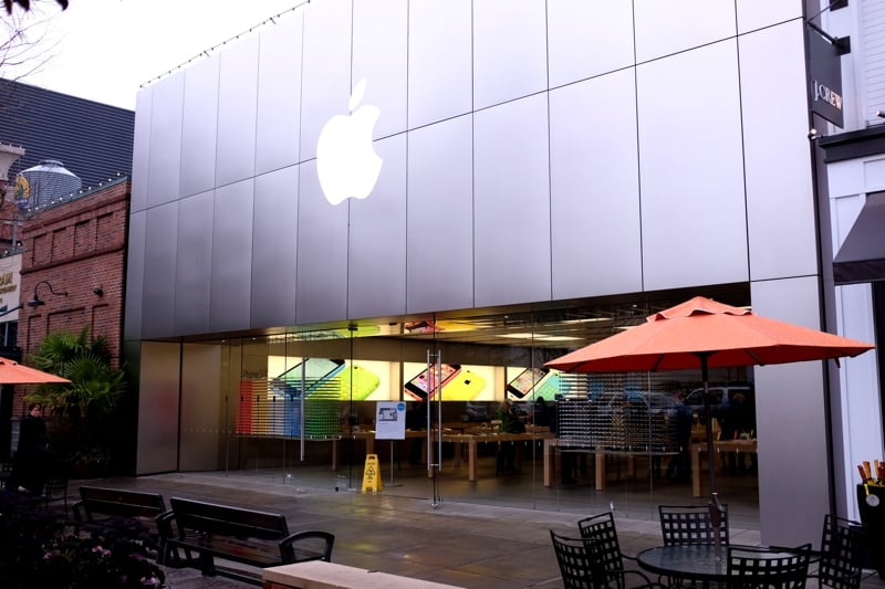 Applestore-1.jpg