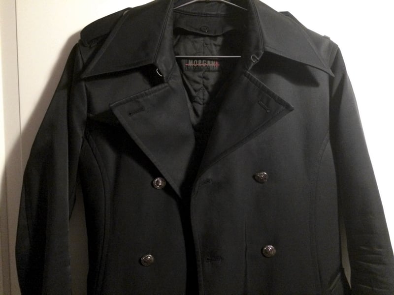 Coat01.jpg