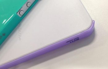 欲しいiPhoneケースが絞れない時は、トリニティさんのiPhone型のバッテリーをどうぞ！これがあれば、本体と合わせてケースが２つ楽しめますよ（≧∇≦） http://t.co/3CoJzTtCt2 (コピック応援キャラ トウマ) http://t.co/18zBsmuTPU