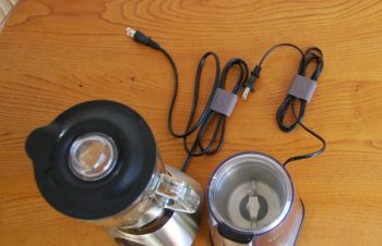 キッチン家電のケーブル整理…Bluelounge CableClip & Russell Hobbs – キッチンの収納