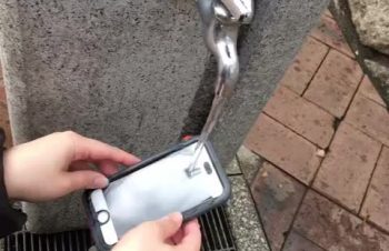 最強タフネスケース、カタリスト！完全防水！！！