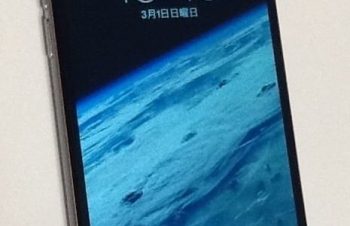 トリニティ社のiPhone6用強化ガラスプロテクター装着！