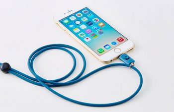 【新製品ニュース】Lightning端子を使ってiPhoneに取り付けるネックストラップ「Simplism LightningStrap」