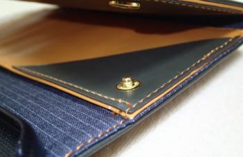 SimplismのiPhone 6s plus用フリップノートカードケース