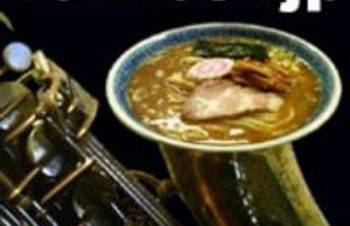 土曜にバイク走行中、環八に落とした携帯電話が昨日還ってきました。お高めの防水対衝撃ケースに入れてたおかげで、車に何度か轢かれてケースに傷がついたものの、本体は無傷。Catalystケース、すげーっ！あ、ステマではありません（笑）。