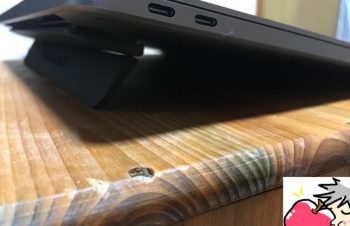 手首の痛みよ、さようなら。MacBook Proのフリップスタンドがヤバい。