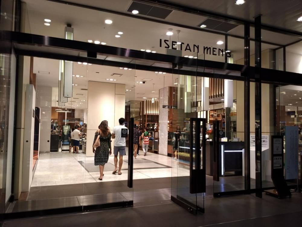 Isetan01.jpg