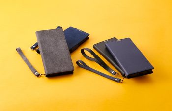 Simplism｜「AQUOS zero」を快適に使用できる、薄型設計の手帳型ケース