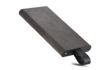 NuAnsブランドの薄型モバイルバッテリー「TAGPLATE Lightning」発売　PSE法に適合済み