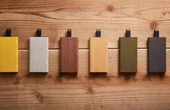 NuAns｜PSE法とMFiに対応。安全性が向上した薄型モバイルバッテリー