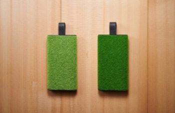 NuAns、薄型モバイルバッテリー｢TAGPLATE｣の｢Shibaful (シバフル)｣コラボモデルを発売