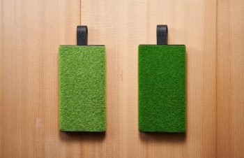 トリニティ、薄型モバイルバッテリー「TAGPLATE」のShibafulコラボモデルを発売