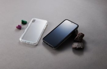 Simplism｜AGC旭硝子社製の強化ガラスを採用。iPhone XR用背面ガラスケース