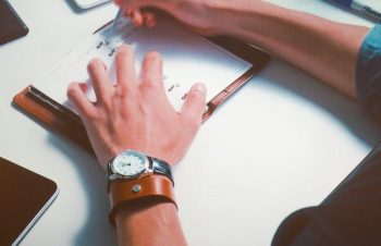 トリニティ「weara」は身につけたくなるウェアラブルか