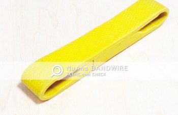 【レビュー】NuAns BANDWIRE（ニュアンス）｜使うときはケーブル、使わないときはコンパクトなバンドとして使えるLightning充電ケーブルの紹介