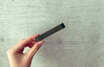 【New！ Lightning ケーブル】✔︎バッグの中でも絡まらない✔︎扱いやすい左右に分かれた作り✔︎スマートでシンプルなデザインNuAns（@nuans_jp ）の『NuAns BANDWIRE』▶︎詳しくは下のURLからhttps://t.co/LMVoNPbNmM#NuAns #ニュアンスアンバサダー