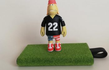 Cタイプケーブルがバッテリーに最初からくっついてるタイプの充電器。充電コードでポッケの中がぐちゃぐちゃにならない優れもの。芝生のテクスチャがポップでかわいい♥️?@nuans_jp #NuAns #ニュアンスアンバサダー#ミニマリスト#シンプルライフ https://t.co/lrAj1GvvMg