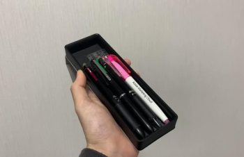 ちなみに、「これ蓋すぐパカパカしないかな、大丈夫かな？」という心配も最初あったのですが、余程強く振り回したりしない限りは全然問題なかったです。 @nuans_jp #NuAns #ニュアンスアンバサダー https://t.co/20KpoQlQ9b