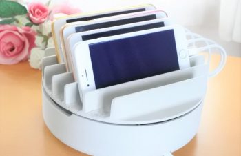 NuAns COLONY　テクスチャーホワイト いつもバラバラに置かれている我が家のスマホがこんなに整然と…！部屋がきれいな人って、こういうものを活用しているのね。 詳しい使い方はこちら　↓https://t.co/D8Rp1aDzx6 @nuans_jp #NuAns #ニュアンスアンバサダー