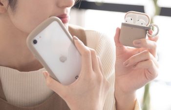 AirPodsケースのおすすめ15選。デザインや使い勝手に優れた製品をご紹介
