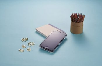Simplism、第3世代iPhone SE用アクセサリを発売