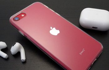 【レビュー】Simplism iPhone SE（第3世代）[Turtle] ハイブリッドケース – iをありがとう