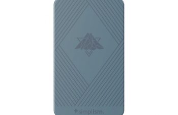 スマホが熱い？それなら半永久的に熱を吸収できる冷却シートで対策だ！