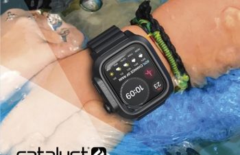 トリニティ、Apple Watch Series 7対応の完全防水ケースをCatalystより発売
