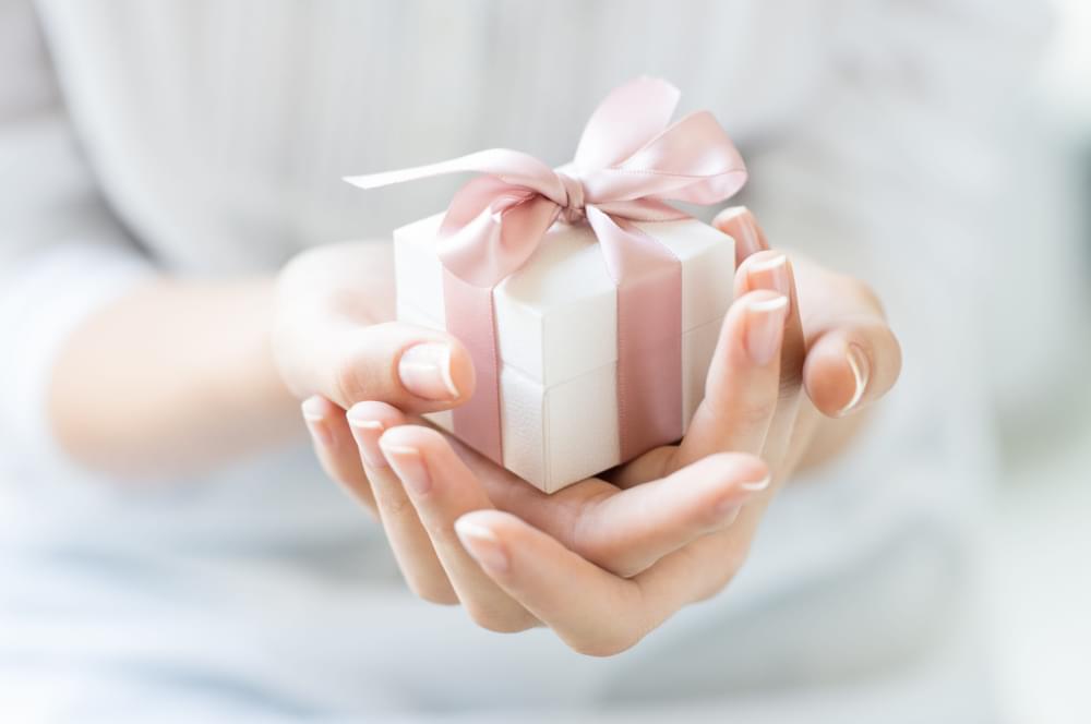 Romantic-gift-box-scaled-1.jpg