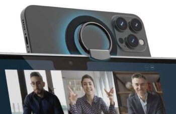 あっ、iPhoneがWebカメラになるリングスタンドだ！ 明日発売だって