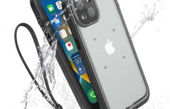 完全防水なのに大きくない！CatalystのミルスペックケースでiPhone 14を活用しまくろう！