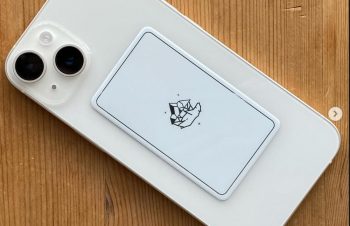 蒸し暑くなって来た。それだけではないのだ、原因は。  わたし、どうも普通の人と違う使い方をしているらしい。iPhoneのカメラ機能のことだ。仕事で、と言うこともあるのだが、1日に300枚くらい普通に写真を撮る。２〜3日忙しい日が続くと気がつけばその期間のカメラロールの枚数は4桁を普通に越えていることもままある。困ったもんである。