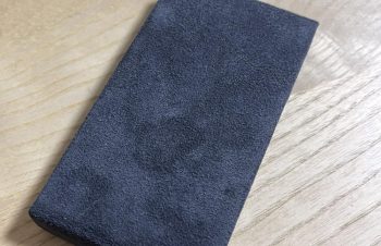 ありがとう御座いました！ とても良かったです〜会社で大切に使用させて頂きますね〜 私の名刺は撮影できないので、あるbarの名刺をカードケースに入れて確認してみました〜 取りやすかったですよ〜😄🎶