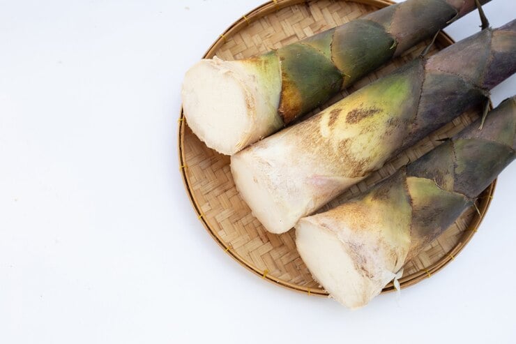 Fresh-bamboo-shoots-white-background_51524-17263-1.jpg