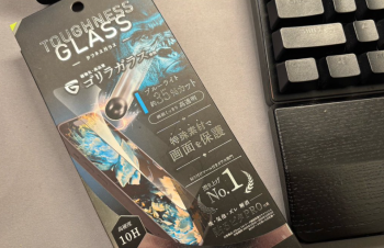 ようやく着手 遅くなってもうし訳ないです😩 ブルーライトカットなのに黄色味が無いぞ🤔