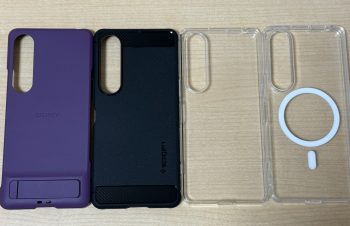 Xperia 1 VIIのケースカバー。4個購入。おすすめは？Sony純正カバーStyle Cover with Stand、Spigen、Simplism、MagSafe対応。Spigenのガラスフィルムも