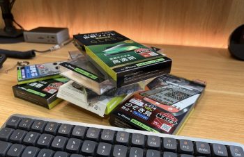 おはようございます 今日は撮影です @trinityinc  さんから、iPhone17アクセサリー送って頂きました なんかすごい量だ